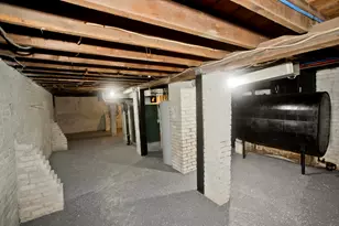 21 Chester St, Springfield, MA 01105 - Photo 37