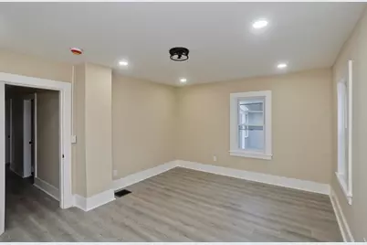 21 Chester St, Springfield, MA 01105 - Photo 21