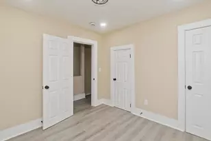 21 Chester St, Springfield, MA 01105 - Photo 25