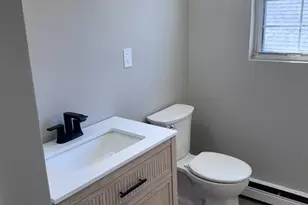 1099 River St, Boston, MA 02136 - Photo 7