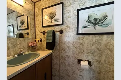 32 Christian Avenue, Hudson, MA 01749 - Photo 17