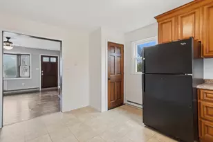 179 Pleasant Valley St, Methuen, MA 01844 - Photo 9