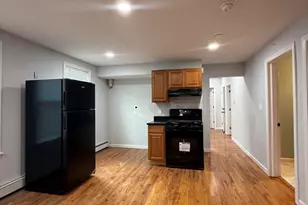 78 Hollis St, Worcester, MA 01610 - Photo 3