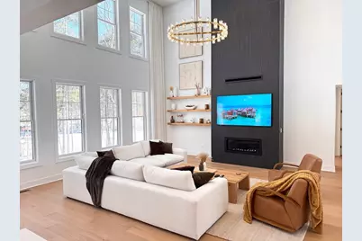 8 Shore Line Rd, Hudson, MA 01749 - Photo 1