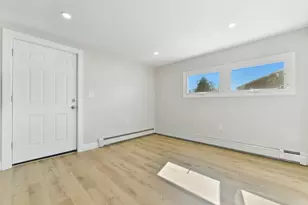 9 Akron Ln, Taunton, MA 02780 - Photo 5