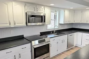 833 Franklin St, Melrose, MA 02176 - Photo 5