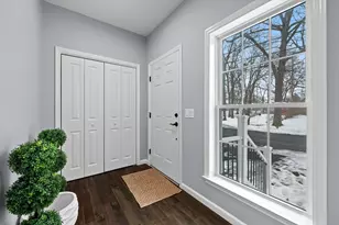 23 Bay View Dr, Shrewsbury, MA 01545 - Photo 3