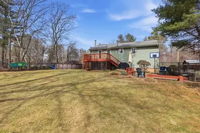 41 Bridge St, Tewksbury, MA 01876 - Photo 15