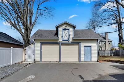 14 Vassar St, Leominster, MA 01453 - Photo 23