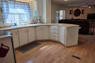 62 Victoria Ln, Marlborough, MA 01752 - Photo 3