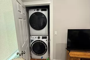 68 Harvest St, Boston, MA 02125 - Photo 17