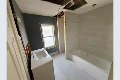 28 Angell St, Mansfield, MA 02048 - Photo 7