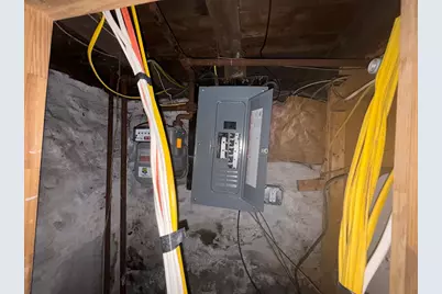 28 Angell St, Mansfield, MA 02048 - Photo 17