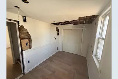 28 Angell St, Mansfield, MA 02048 - Photo 9