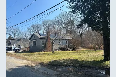 9 Cole St, Kingston, MA 02364 - Photo 1