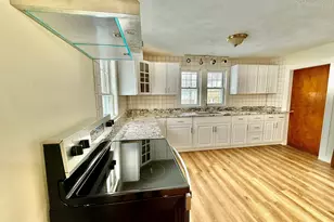 17 Kahler Ave, Milton, MA 02186 - Photo 5