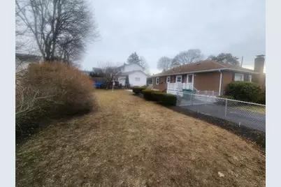 15 York Ter, Lynn, MA 01904 - Photo 3