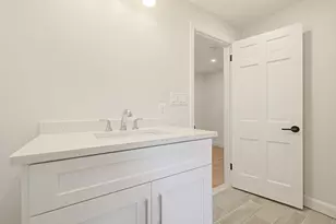 9 Arnold Rd, Shrewsbury, MA 01545 - Photo 27