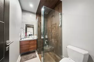 39 Lexington St, Boston, MA 02128 - Photo 11