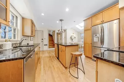 59 Cottage St, Hingham, MA 02043 - Photo 9