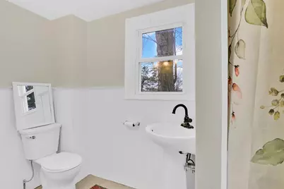 86 Albert St, West Springfield, MA 01089 - Photo 23