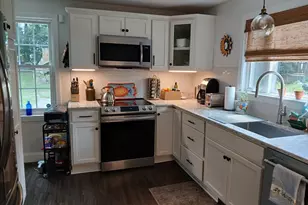 85 W Main St, Georgetown, MA 01833 - Photo 9