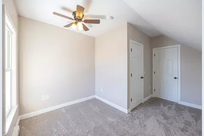 584 Mount Hope St #2, North Attleboro, MA 02760 - Photo 9