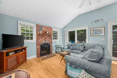 181 School St, Barnstable, MA 02635 - Photo 9