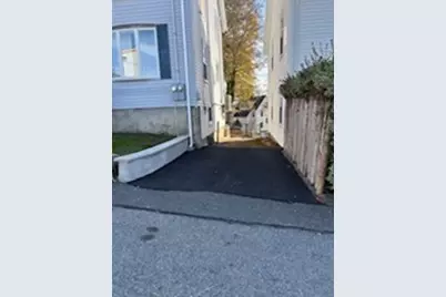 10 Moulton Ct #10, Beverly, MA 01915 - Photo 3