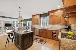 16 Falcon Heights, Wilbraham, MA 01095 - Photo 9