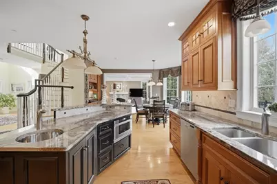 16 Falcon Heights, Wilbraham, MA 01095 - Photo 11