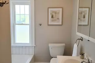 29 Noble St, Newton, MA 02465 - Photo 3