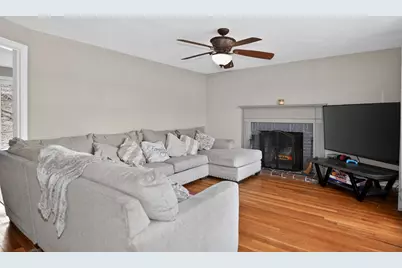 11 Venus Dr, Shrewsbury, MA 01545 - Photo 7