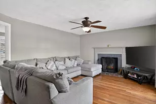 11 Venus Dr, Shrewsbury, MA 01545 - Photo 9