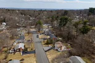 11 Venus Dr, Shrewsbury, MA 01545 - Photo 27