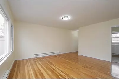 72 Honeysuckle Dr #72, Chicopee, MA 01022 - Photo 3