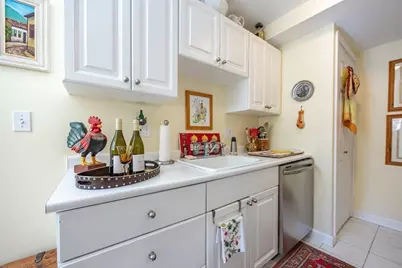 75 Glen Rd #B4, Brookline, MA 02445 - Photo 11