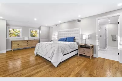 24 Selkirk #24-4, Boston, MA 02135 - Photo 11