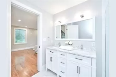 24 Selkirk #24-4, Boston, MA 02135 - Photo 13