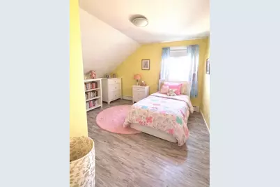 132 Pleasant St, Fairhaven, MA 02719 - Photo 27