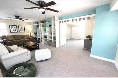 132 Pleasant St, Fairhaven, MA 02719 - Photo 13