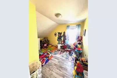 132 Pleasant St, Fairhaven, MA 02719 - Photo 25