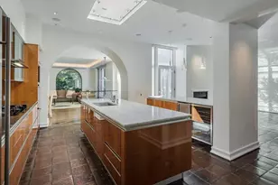 132 Yarmouth Rd, Brookline, MA 02467 - Photo 7