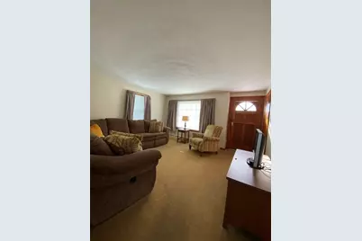 9 Turin Rd, Worcester, MA 01604 - Photo 5