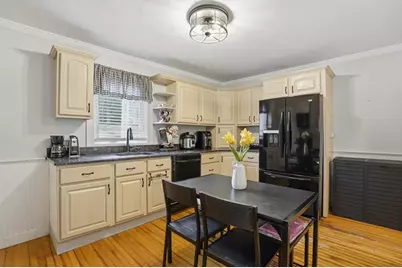 23 Dryden Street, Worcester, MA 01605 - Photo 9