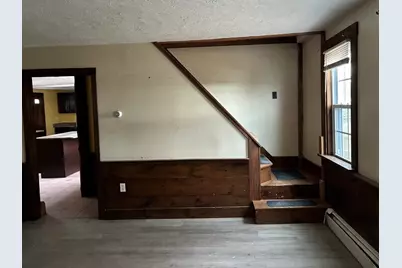 28 Curtis Hill Rd, Charlton, MA 01507 - Photo 9