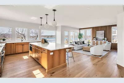 10 Chestnut Pl, Hingham, MA 02043 - Photo 3