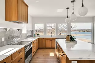 10 Chestnut Pl, Hingham, MA 02043 - Photo 5
