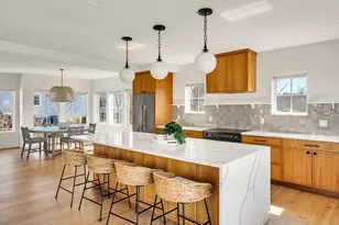 10 Chestnut Pl, Hingham, MA 02043 - Photo 7