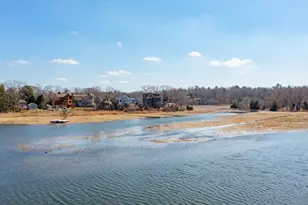 10 Chestnut Pl, Hingham, MA 02043 - Photo 29